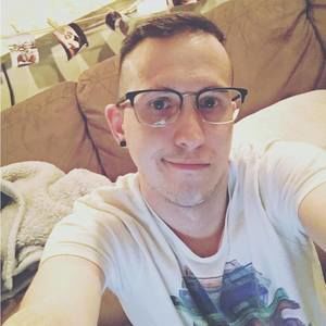 Meet your Posher, Derek